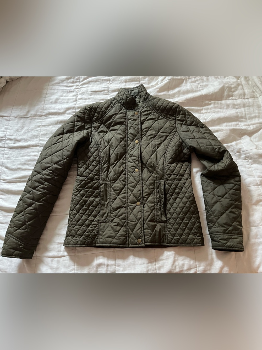 Barbour Quilted Lightweight Jacket in Olive Green